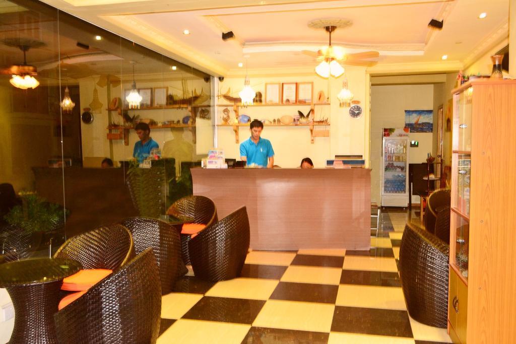 Hotel Ui Inn Мале Экстерьер фото