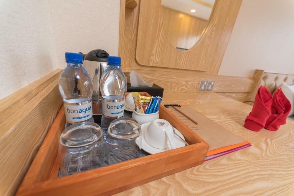 Hotel Ui Inn Мале Экстерьер фото