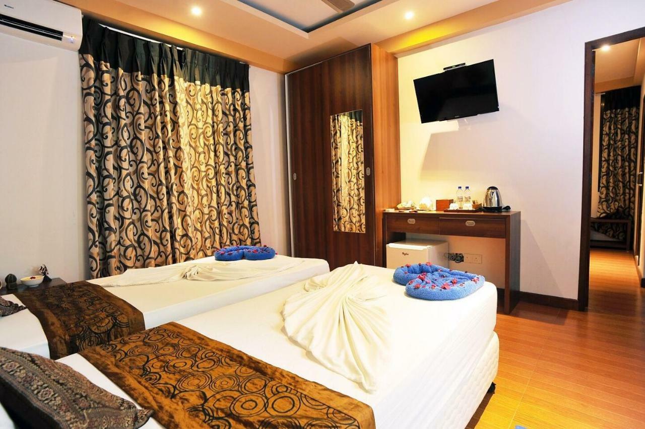 Hotel Ui Inn Мале Экстерьер фото