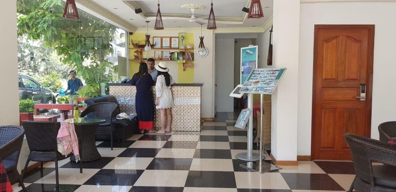 Hotel Ui Inn Мале Экстерьер фото
