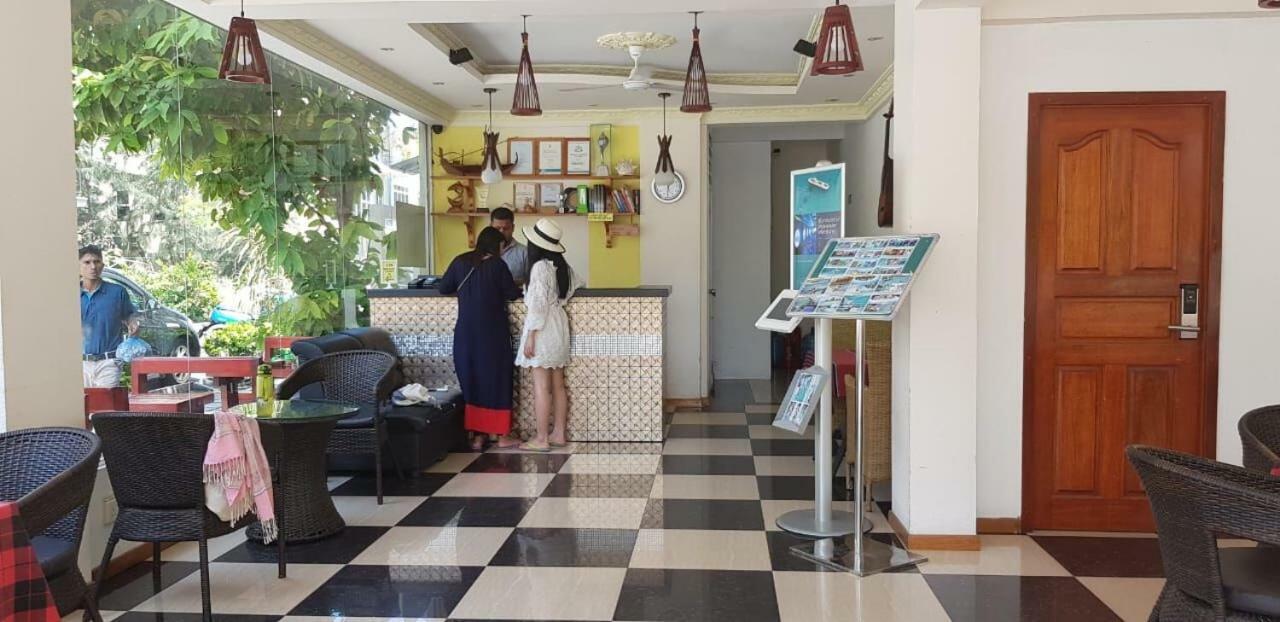 Hotel Ui Inn Мале Экстерьер фото